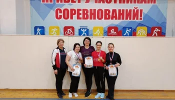Соревнования по подтягиванию на низкой перекладине  (выполнение нормативов ВФСК ГТО)