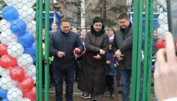 В Заозёрном появилась комплексная площадка для подвижных игр