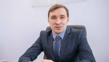 Поздравление исполняющего обязанности министра спорта Красноярского края Дениса Петровского с днем физкультурника!