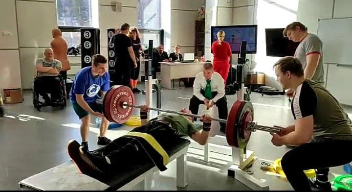 Чемпионат Красноярского края по спорту лиц с поражением  опорно-двигательного аппарата, дисциплина &ndash; пауэрлифтинг.