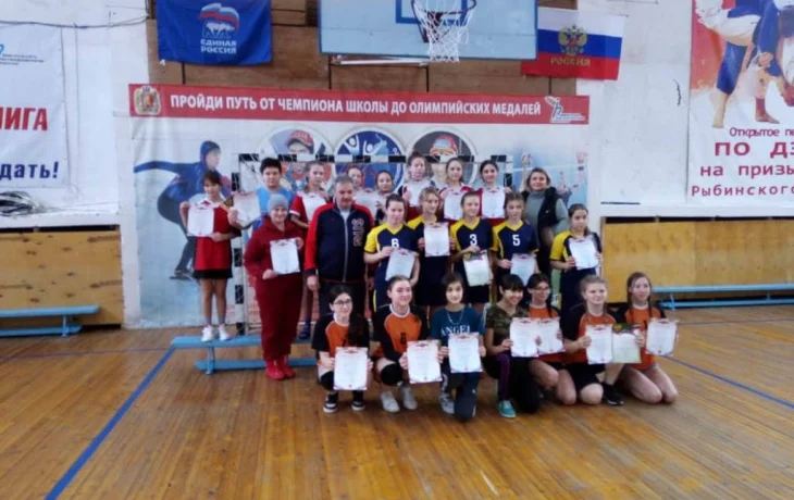 Соревнования муниципального этапа среди команд девушек общеобразовательных школ Рыбинского района «Президентские спортивные игры» в 2022/2023 учебном году Соревнования муниципального этапа среди команд девушек общеобразовательных школ Рыбинского района «Президентские спортивные игры» в 2022/2023 учебном году