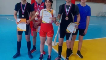 Краевые соревнования по пауэрлифтингу (жим классический),  среди юношей и девушек 14-18 лет.