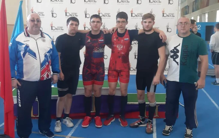 Краевые соревнования по пауэрлифтингу (жим классический), 14-18 лет