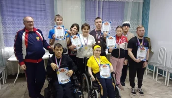 Соревнования по армрестлингу